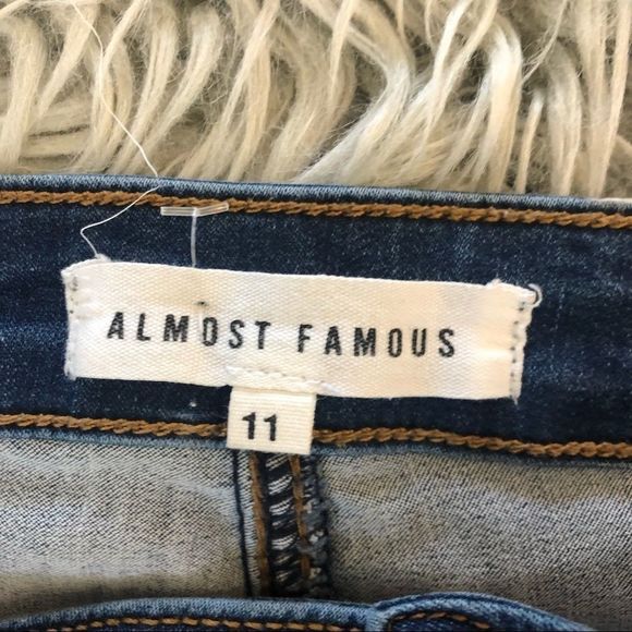 🔴 2 for $25 Almost famous women’s jeans high rise skinny size 11 - Picture 6 of 8